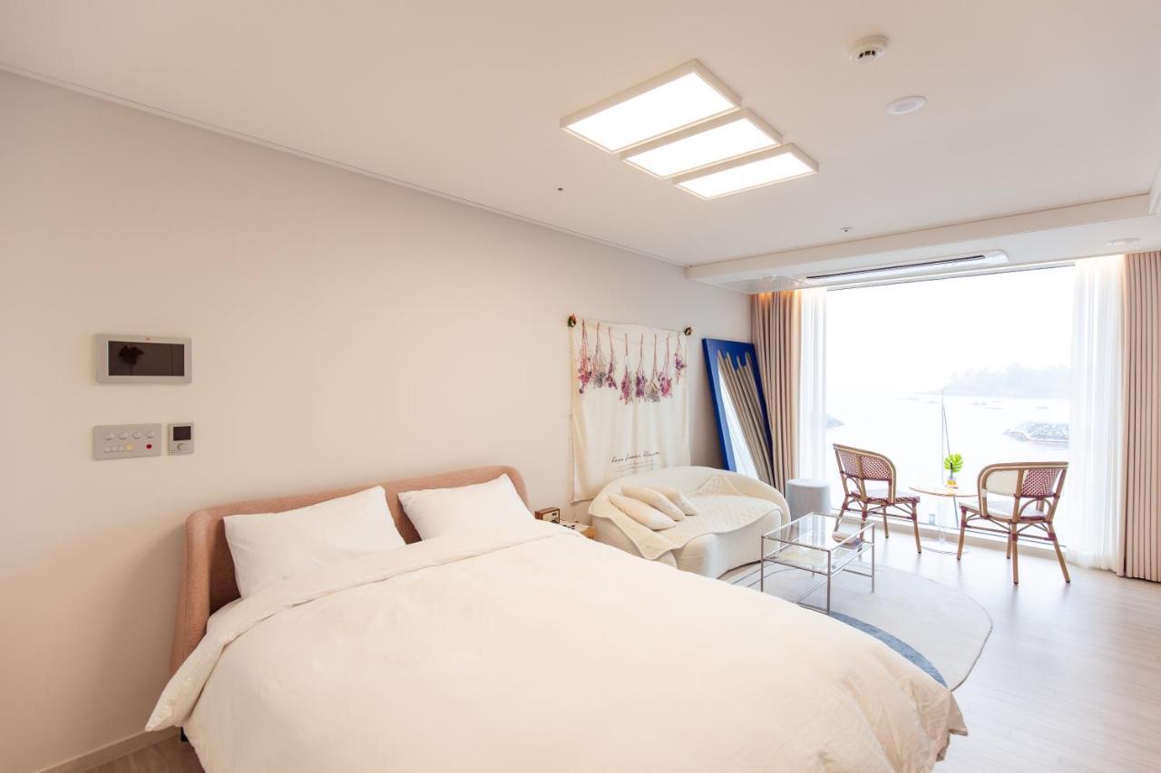 The Castle Ocean Suite Yeosu Dış mekan fotoğraf
