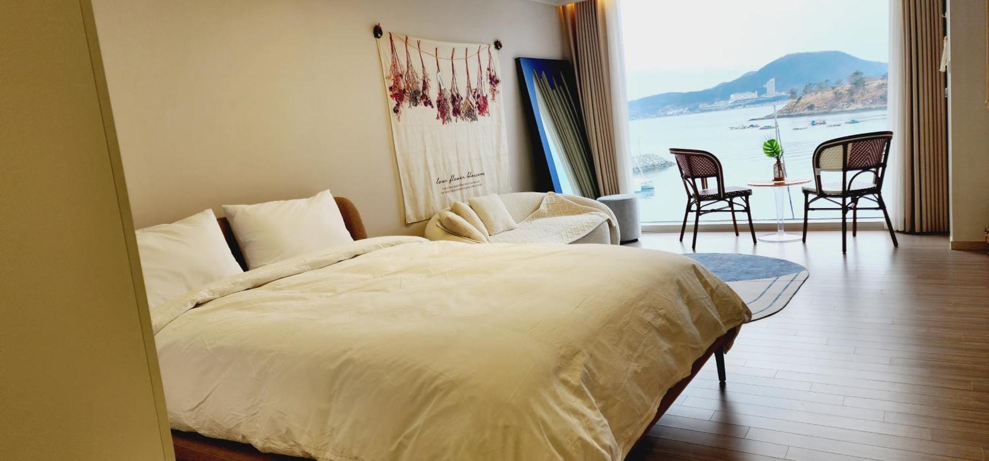 The Castle Ocean Suite Yeosu Dış mekan fotoğraf
